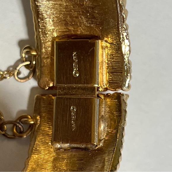 NAPIER || Round Studded Textured Bangle Bracelet. - Picture 9 of 9